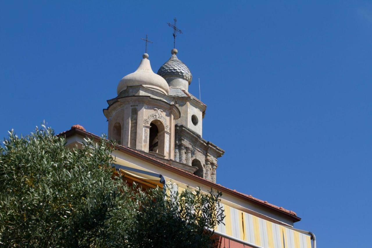 Il Sole Di Poggi Imperia